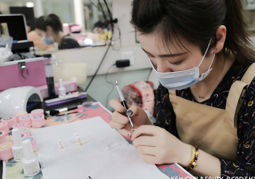 柯模思美甲学校